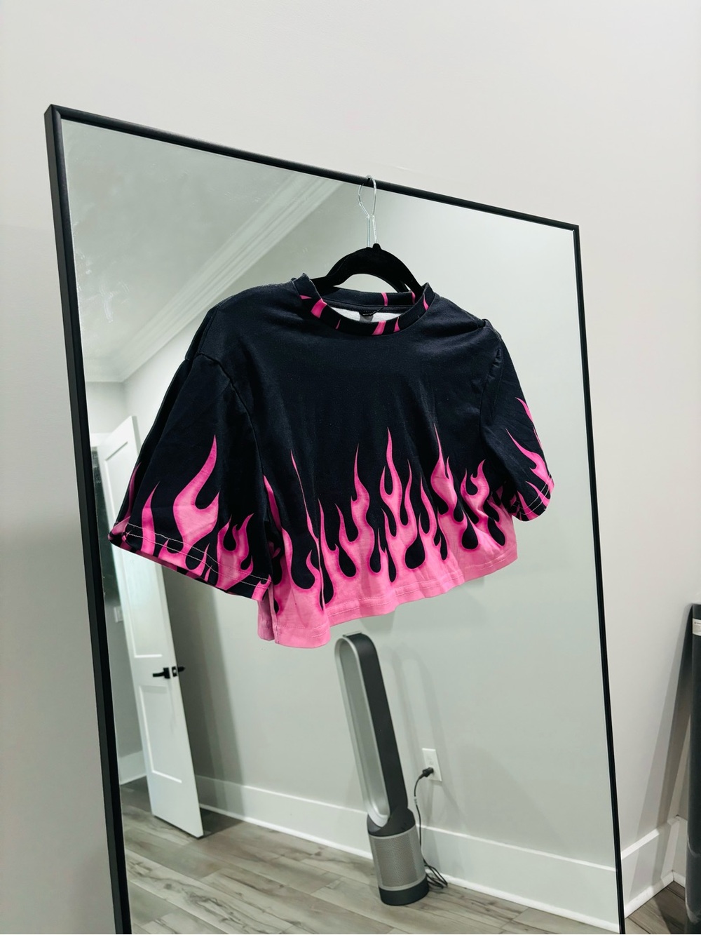 SHEIN Black Crop Tee with Pink Flame Print